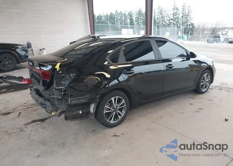 2023 Kia Forte Lxs z USA, uszkodzony, nr VIN 3KPF24ADXPE576158